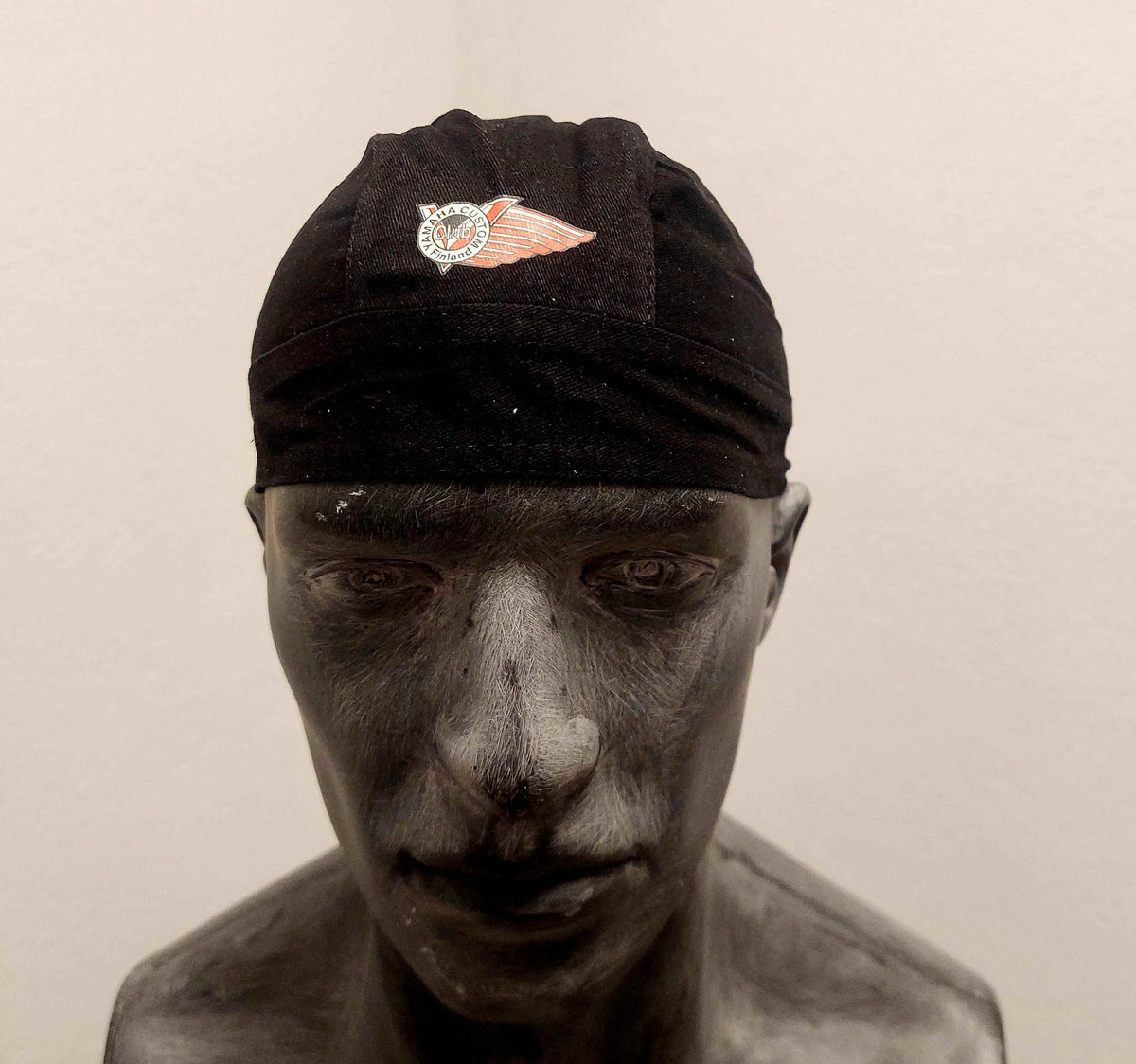 Bandanahuivi YCCF